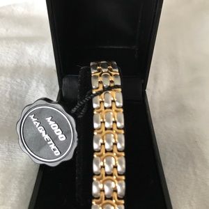 Jewelry bracelet made in Italy